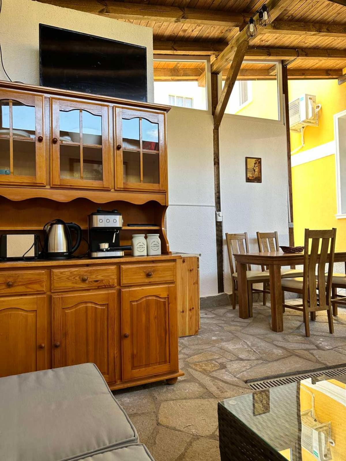 Дом За Гости Осогово Apartment Kyustendil Ngoại thất bức ảnh